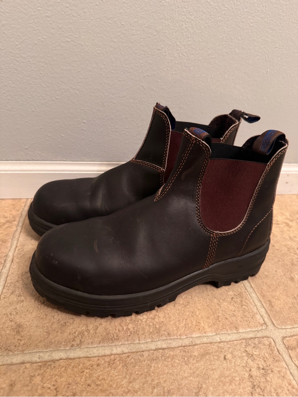 Blundstone Work Boots with Elastic Side